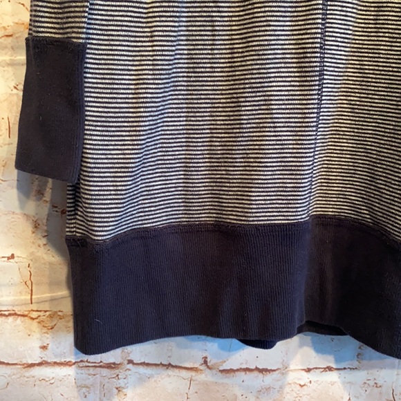 Free People long sweater stripe tunic scoop neck Small pullover navy top - Picture 6 of 9